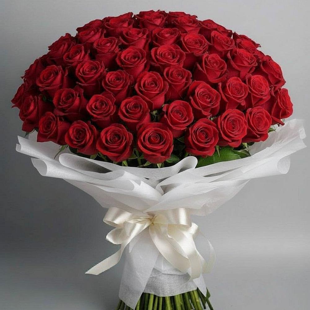 Букет 101 Красная роза Блэк Мэджик в Ставрово