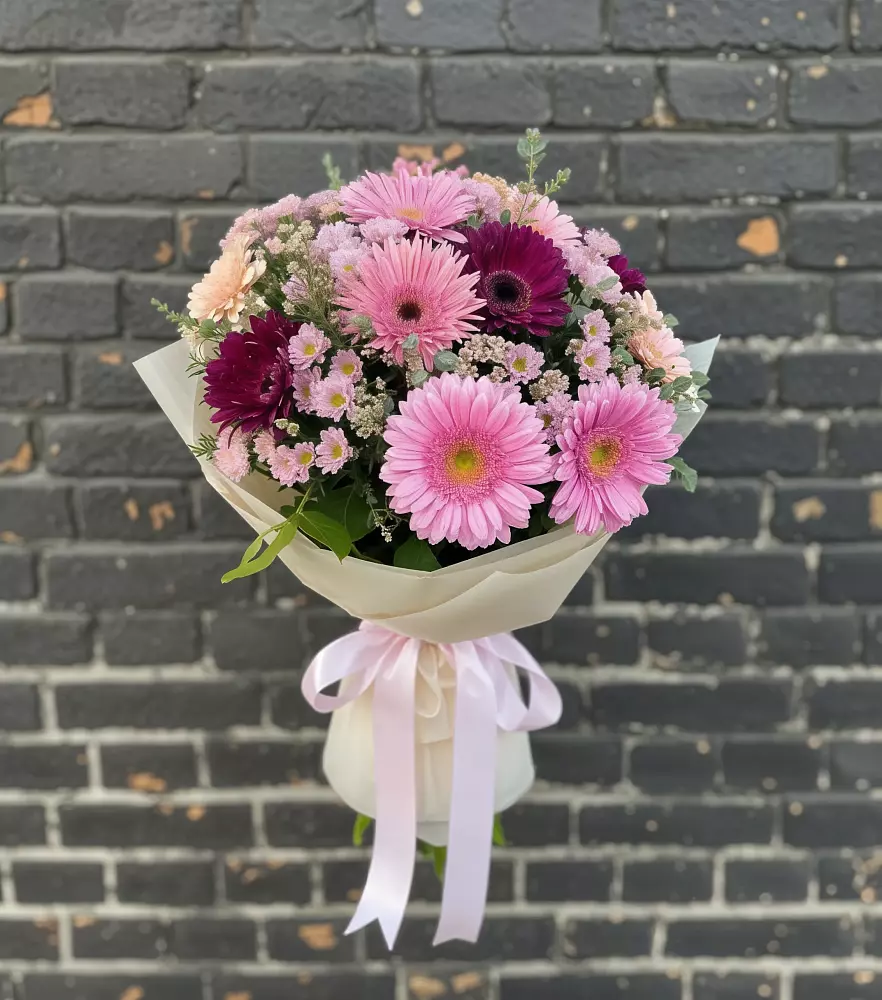 Букет цветов из: Герберы и Хризантемы в Ставрово