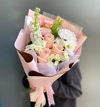 Букет цветов из:  Хризантемы и Розы в Ставрово