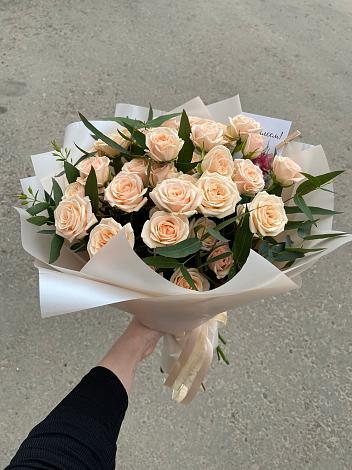 Букет Кремовые розы Латте в Ставрово
