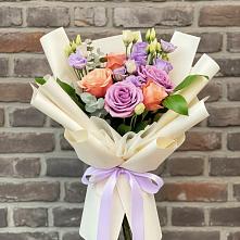 Букет цветов из:  Лизиантусы и Розы #REPLACE_PRED# Ставрово