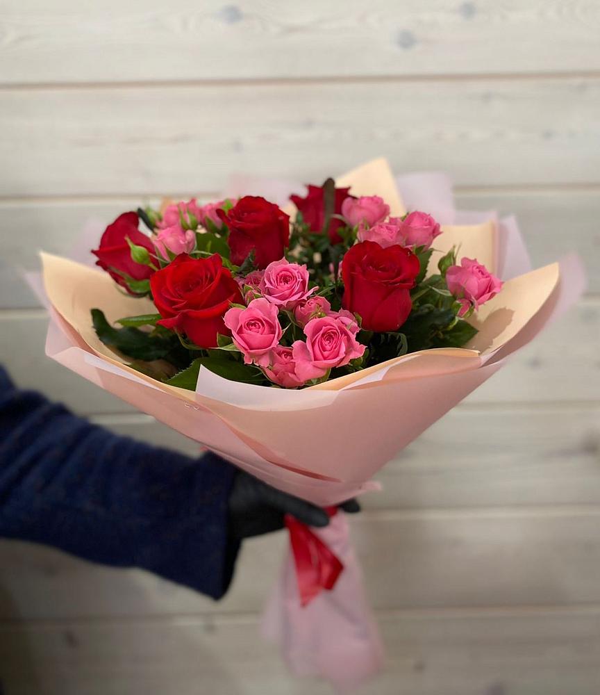 Букет цветов из: Розы в Ставрово