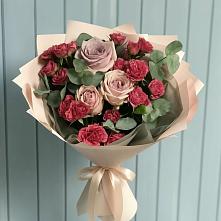 Букет цветов из:  Гвоздики и Розы в Ставрово