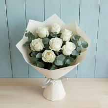 Букет Белые розы в Эвкалипте в Ставрово