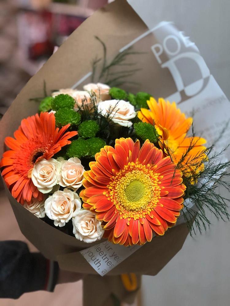 Букет цветов из: Герберы, Хризантемы и Розы в Ставрово