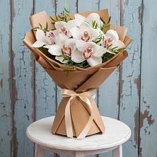 Букет цветов из:  Орхидеи и Розы в Ставрово