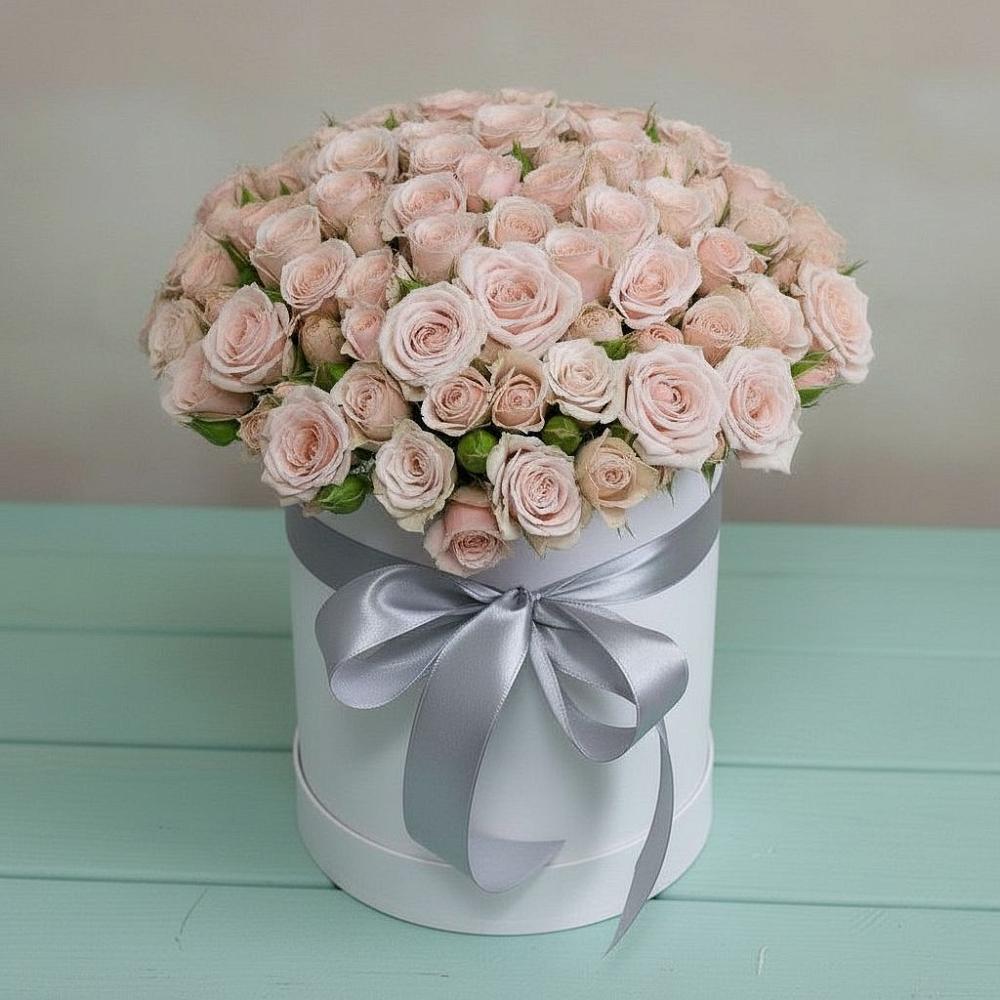 Цветочная композиция из Розы в шляпной коробке в Ставрово