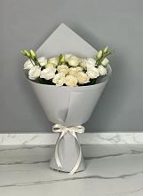 Букет цветов из:  Розы и Лизиантусы в Ставрово